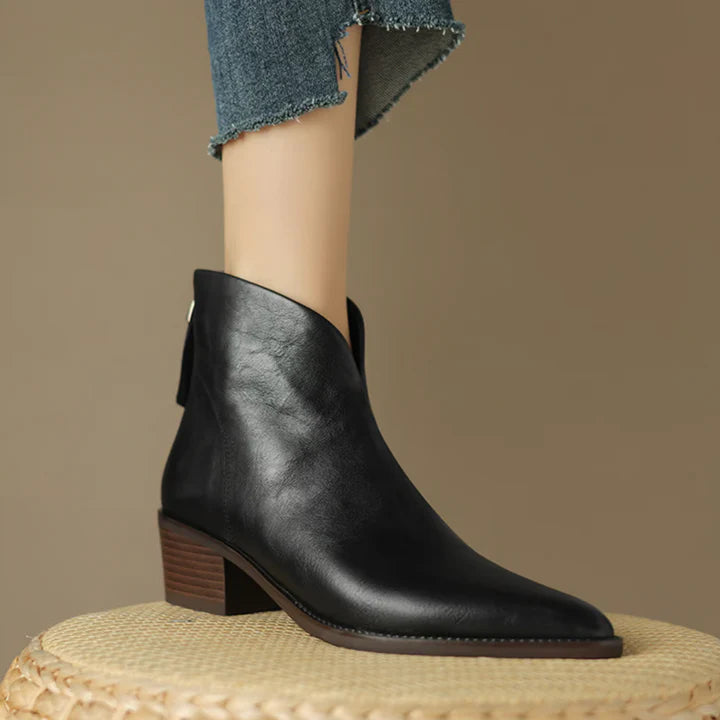 Monvella – Elegant Ankle Boot